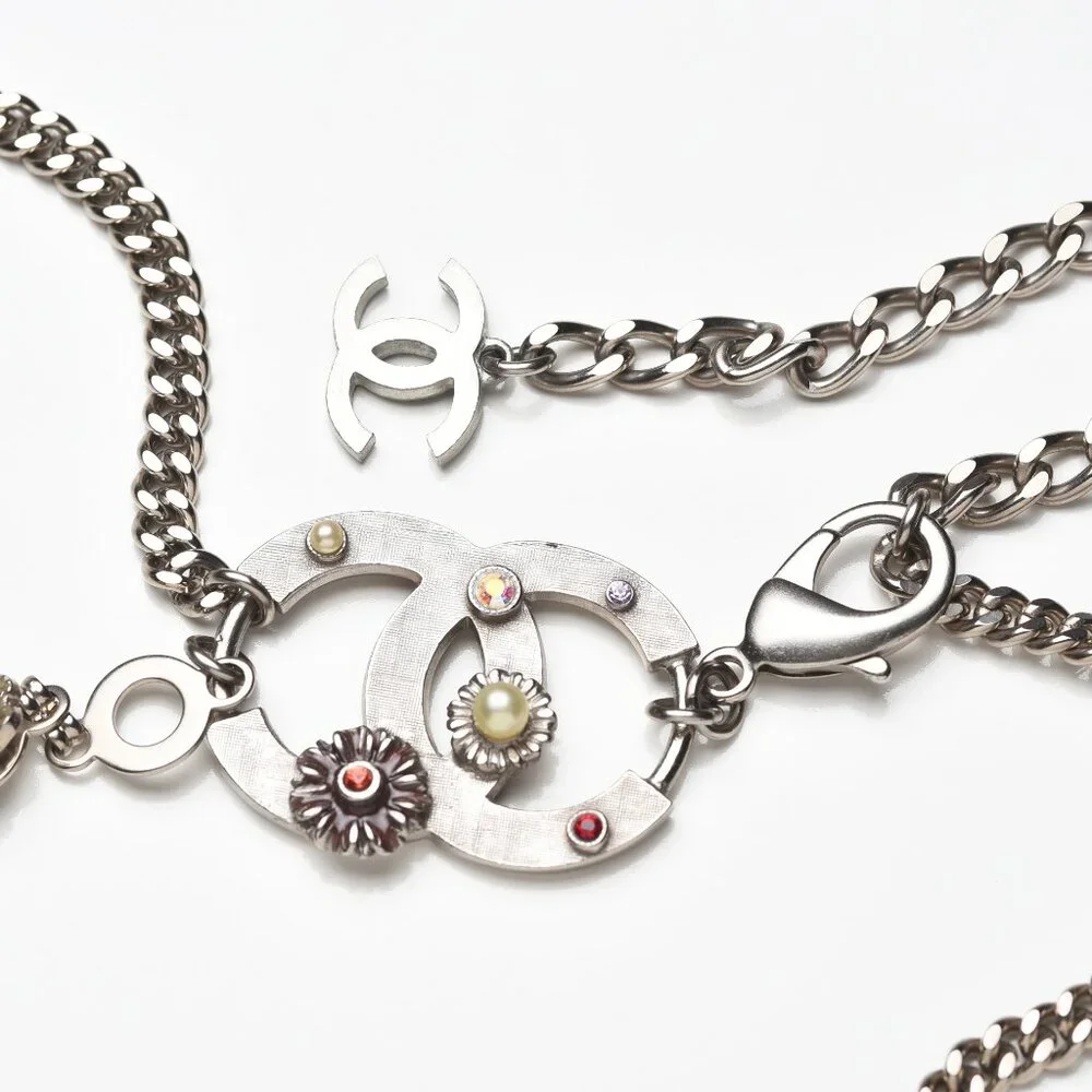 Vintage Chanel Logo Catwalk Chain Belt Floral 2005 NWOT - Picture 9 of 14